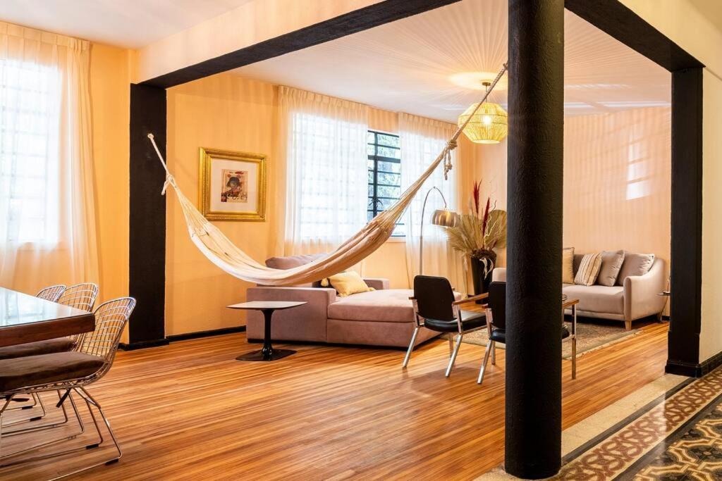 102 Amplio y elegante estilo Art Déco