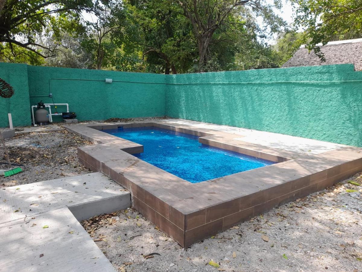 3. Habitación doble con alberca