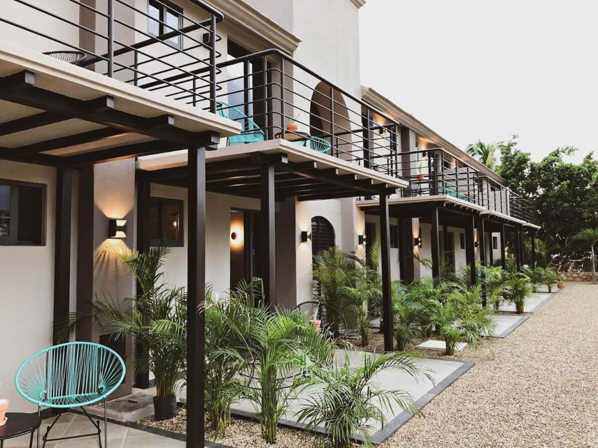 4 Charming Suite King Rooms in Luxurious Boutique Hotel