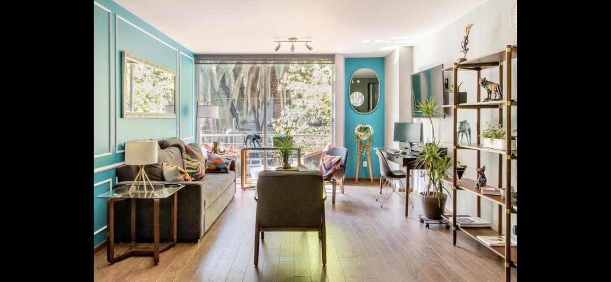 4 High-End Apartments with a Private Rooftop in Exclusive Roma Norte for up to 22 guests