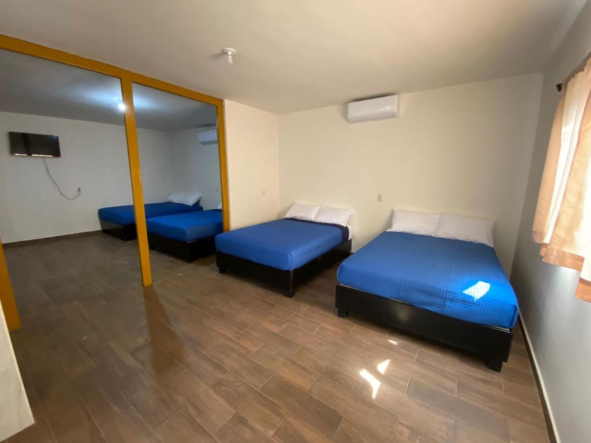5. Departamento amplio con alberca