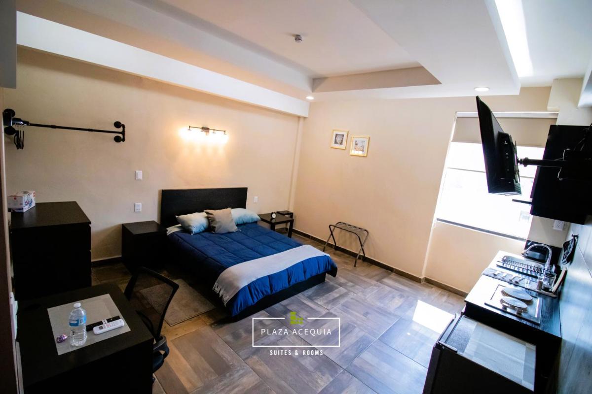 A27 Full Suite ‖ Mini Dept at Plaza Acequia