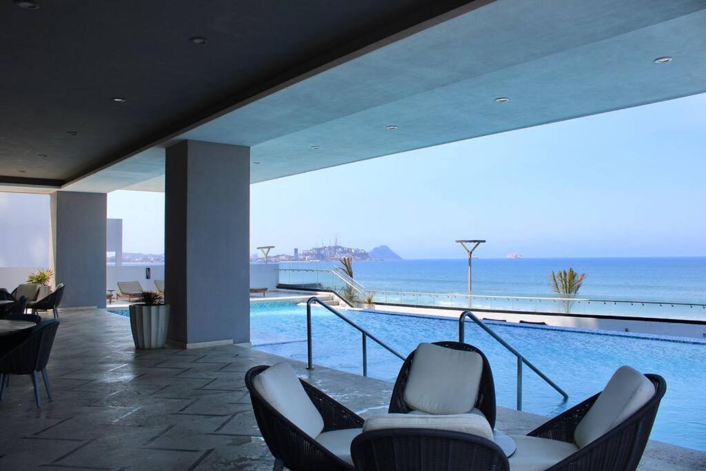 Altomare hermoso depa con vista al mar