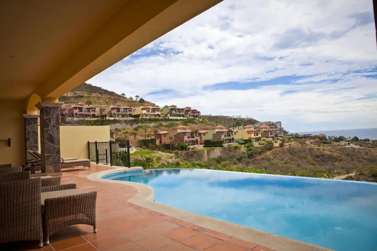 Amazing 3BR Villa Near the Sea in Cabo San Lucas