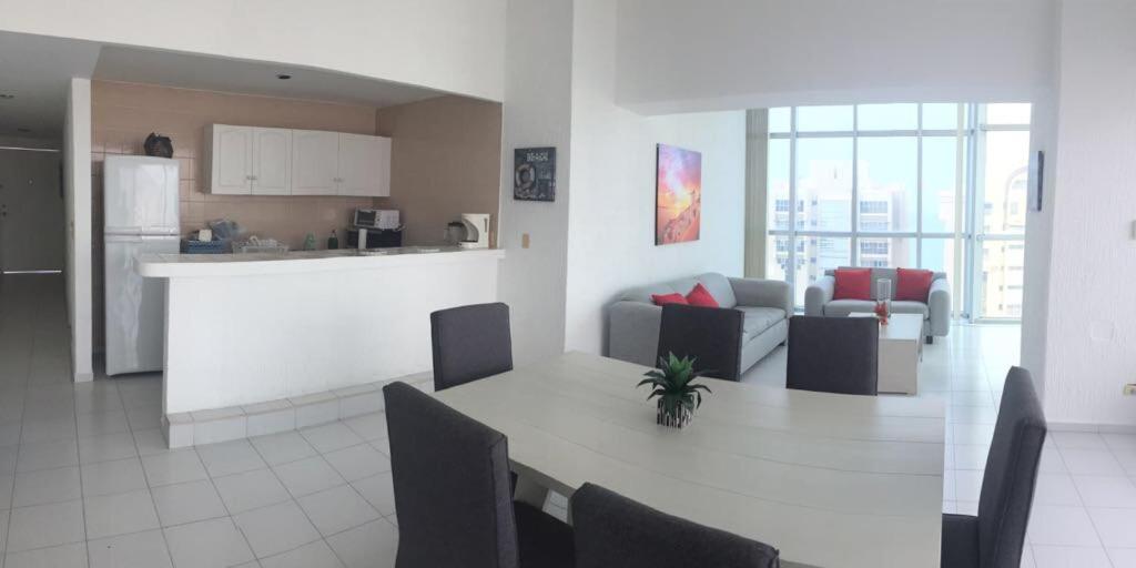 Amplio, cómodo y hermoso departamento en Acapulco