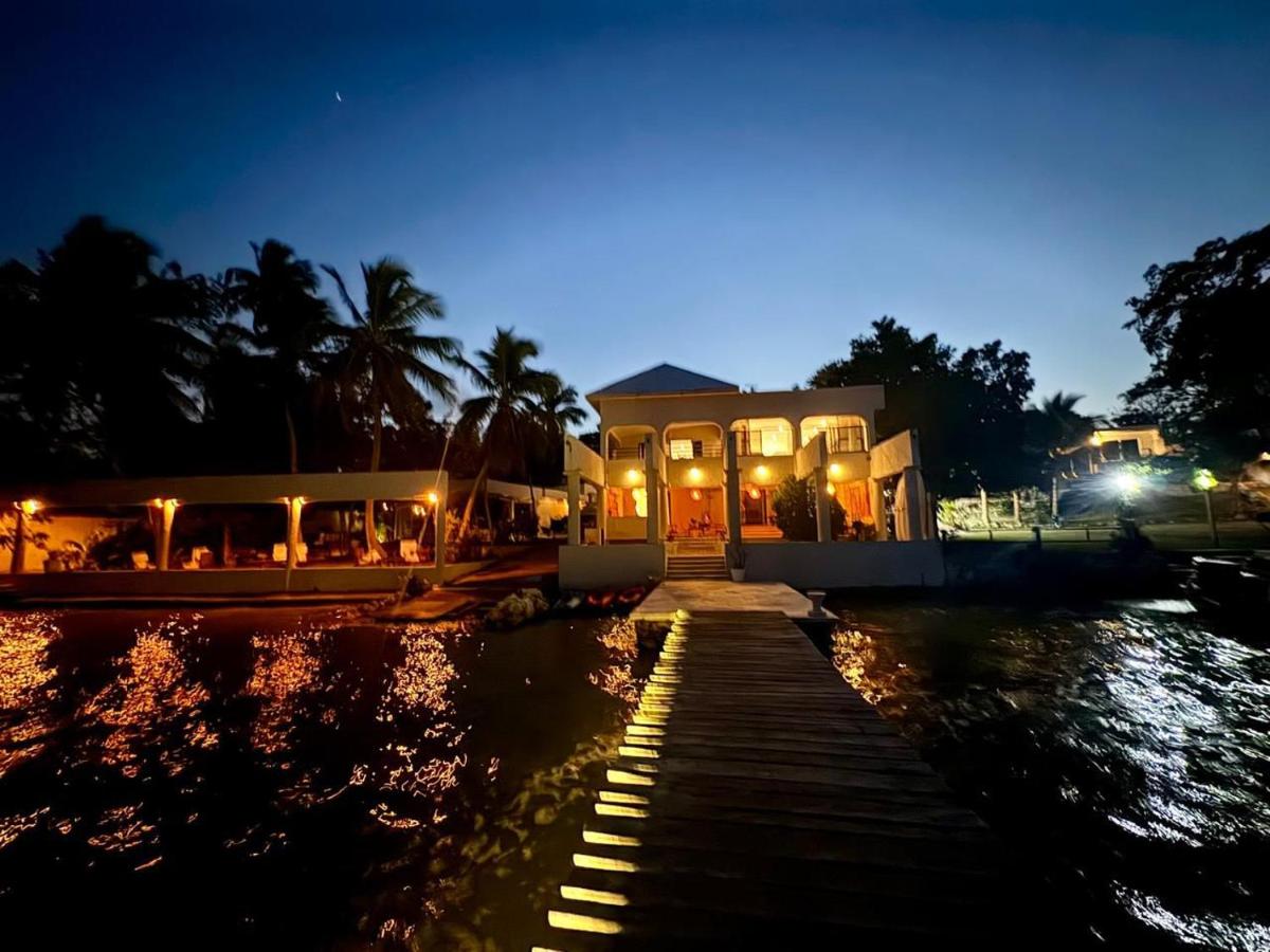 Amura Lake House