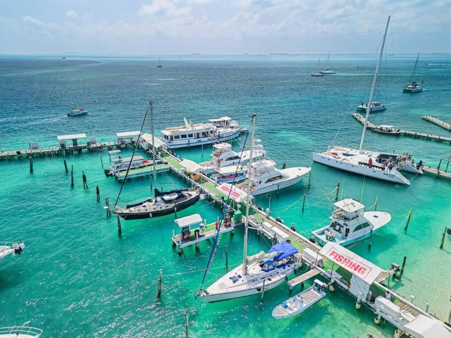 An Island of your own on the Island - The Gemini
