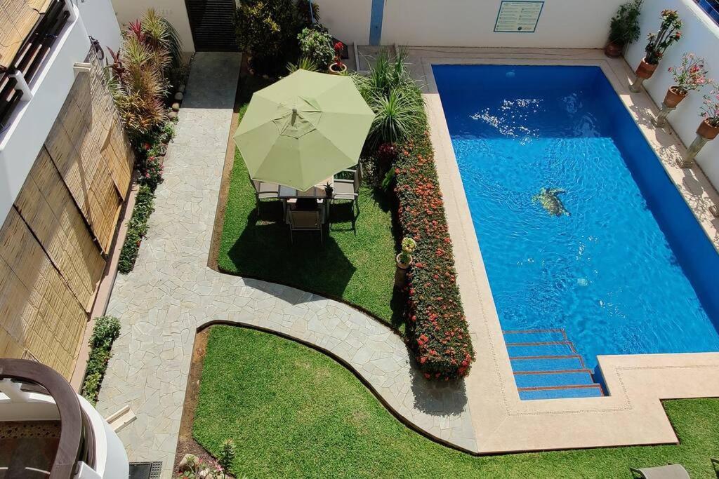 Apartment Tortugas- rooms with AC, and great pool at 5 min to Carrizalillo beach and restaurants of Benito Juarez Bulevard