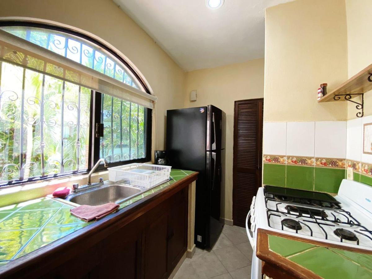 Apartment w/ PRIME location Mexican Colonial style