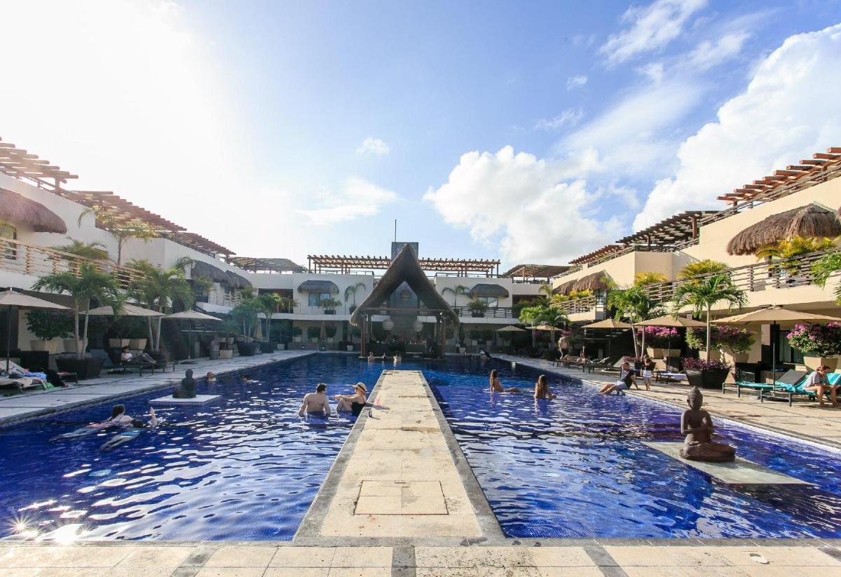 AT 1110 Studio perfect getaway Close Mamitas Beach