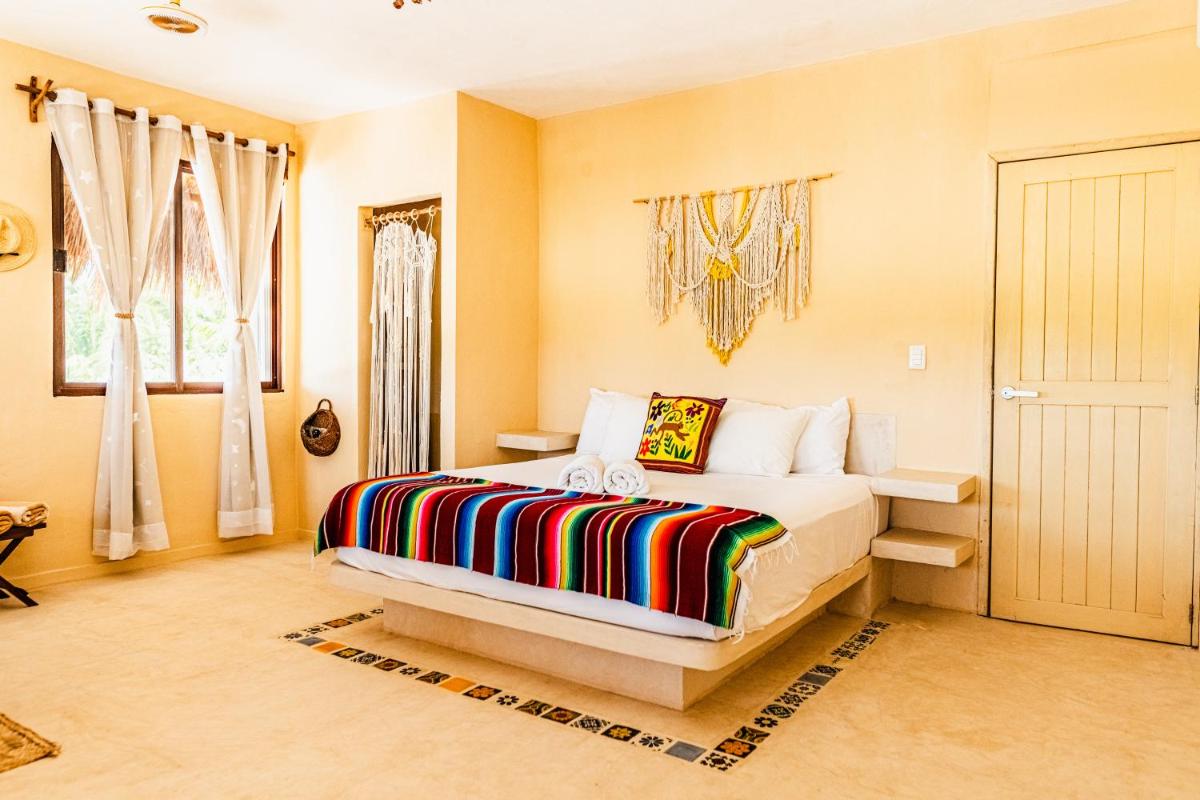 Atenea Holbox