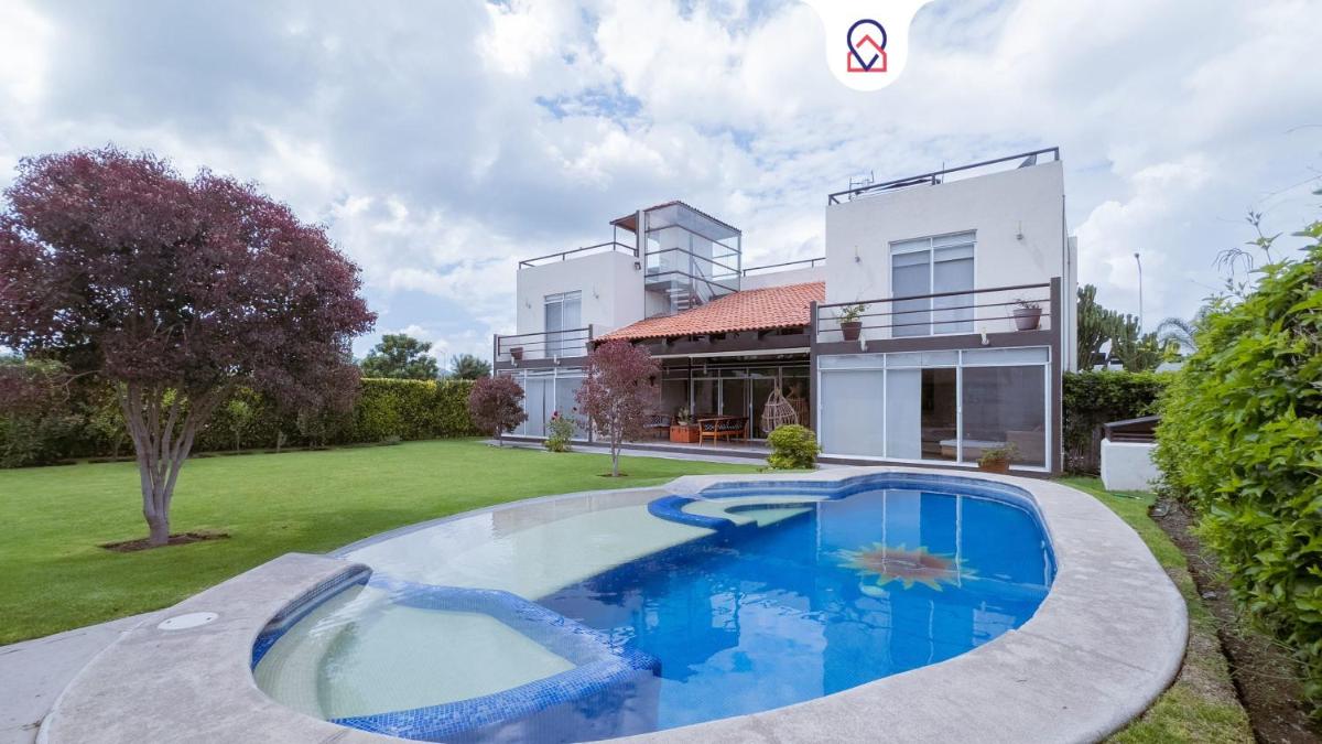 Atlixco House Pool Garden & Rooftop