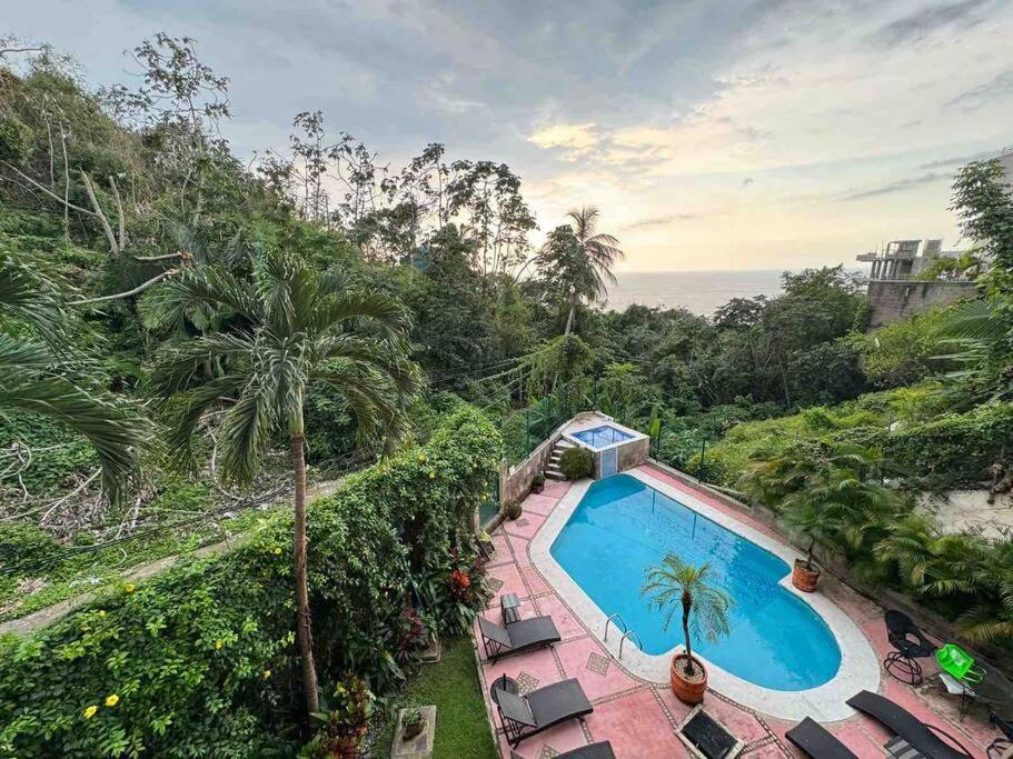Awesome view! Quiet apartment
