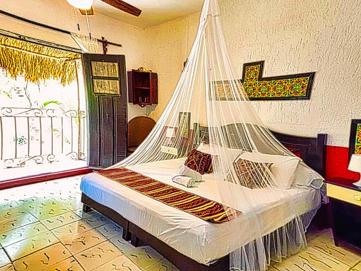 Beachfront 3 Bedroom 2 Terraces, Hacienda del Cuyo
