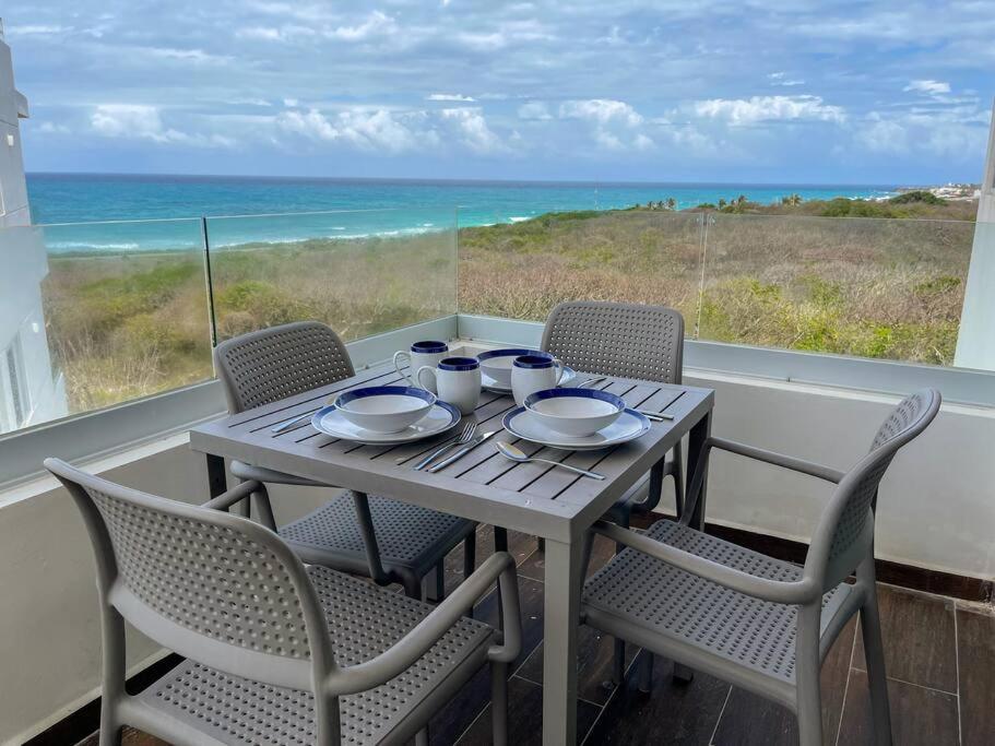 Beautiful Apartment with Stuning Views - M12