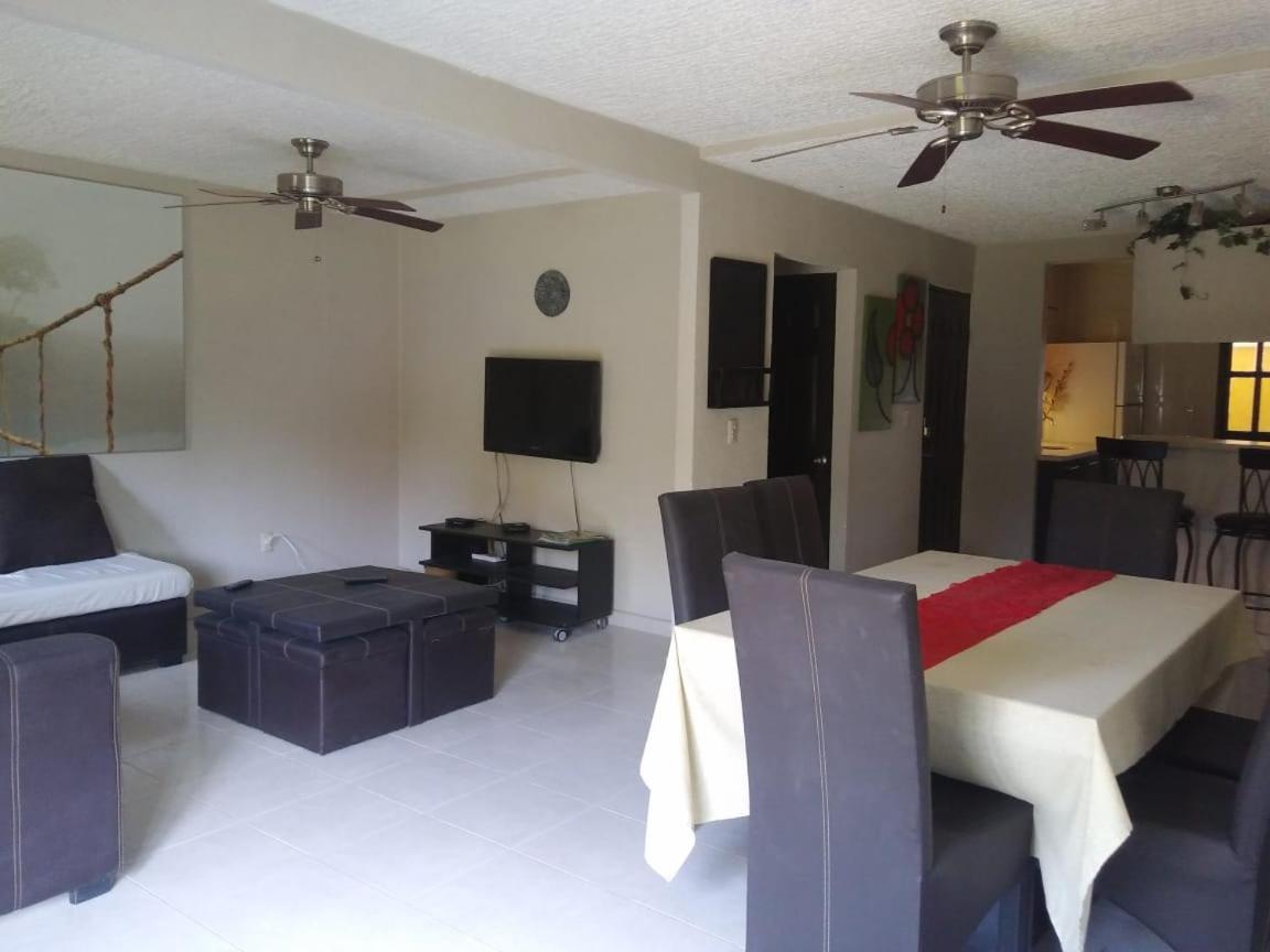 BEAUTIFUL HOME FULLY FURNISHED, READY TO RELAX AND 5 MINUTES FROM THE BEACH!!