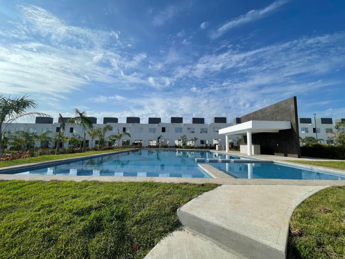 Bonita casa muy cómoda y con piscina