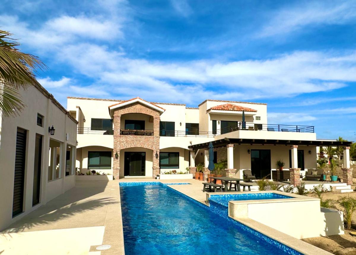 Brand NEW Casita Clásica