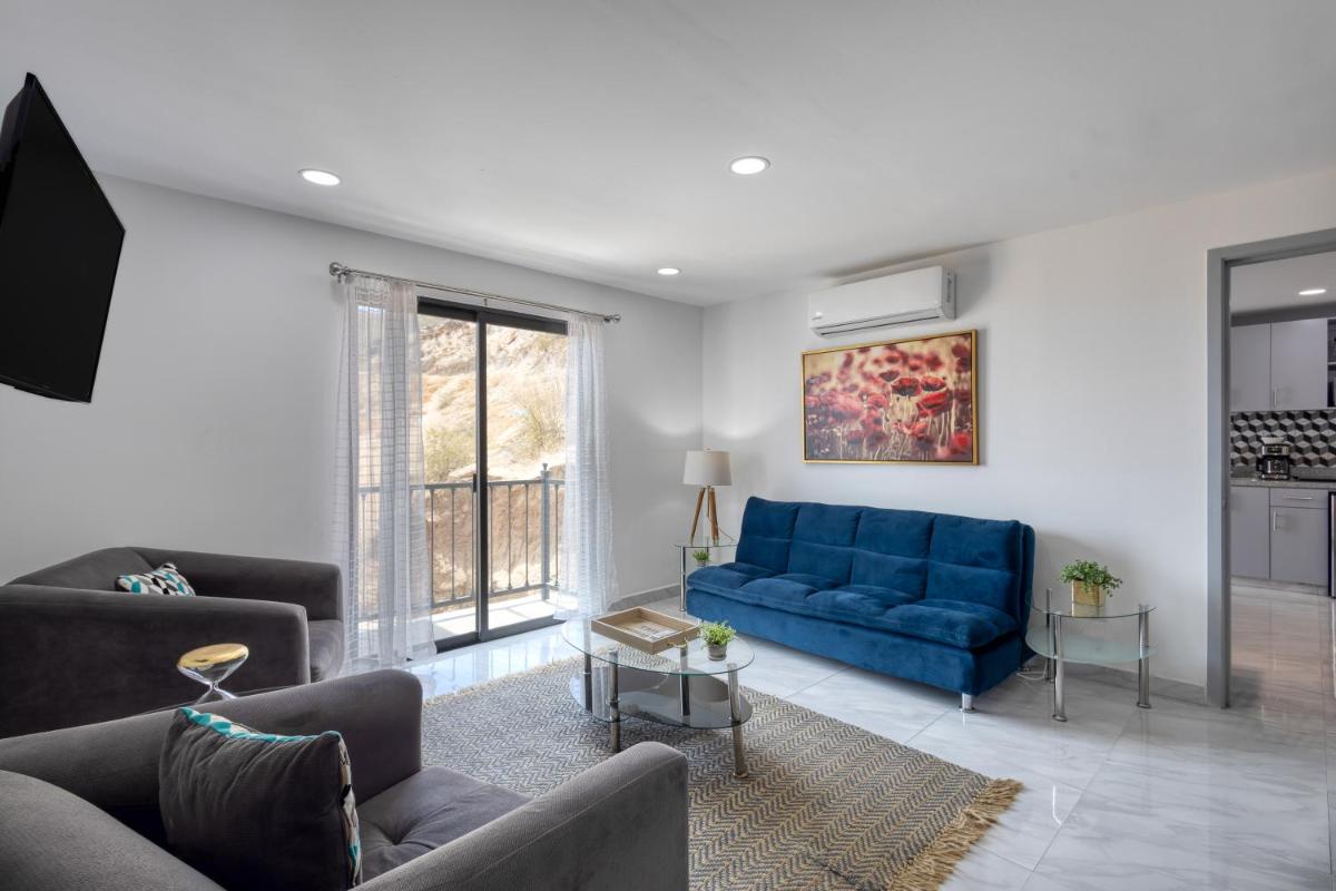 Cabo Cove 408