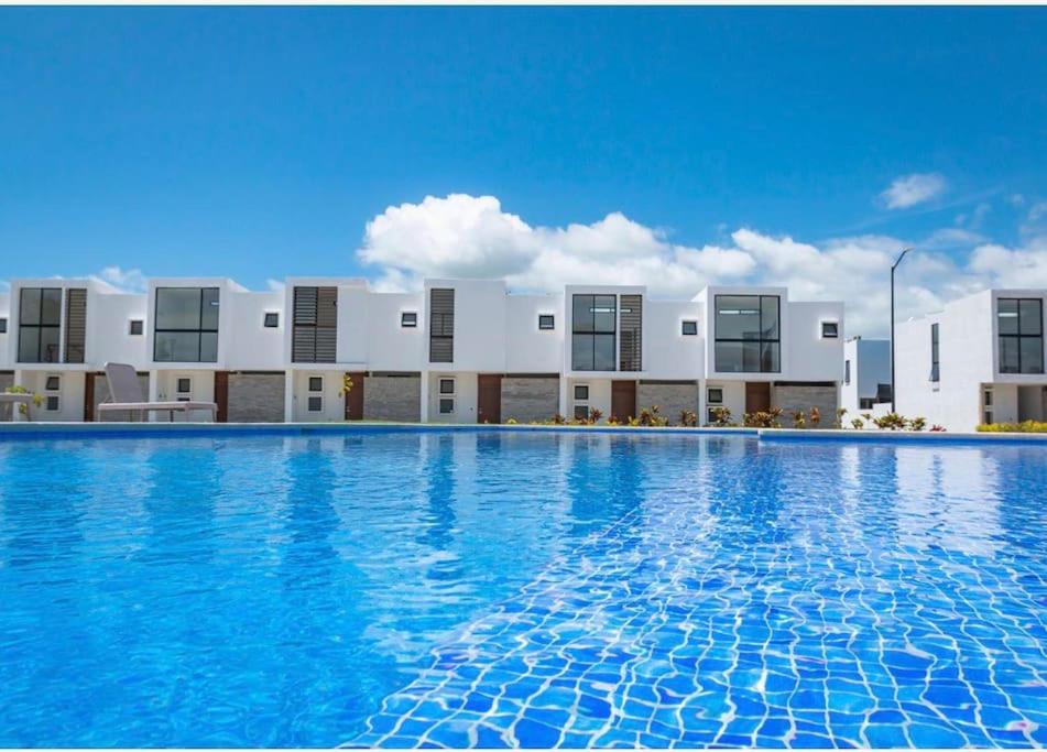 Casa a 10 Minutos de la Playa en Nuevo Vallarta Para Máximo 8 Personas