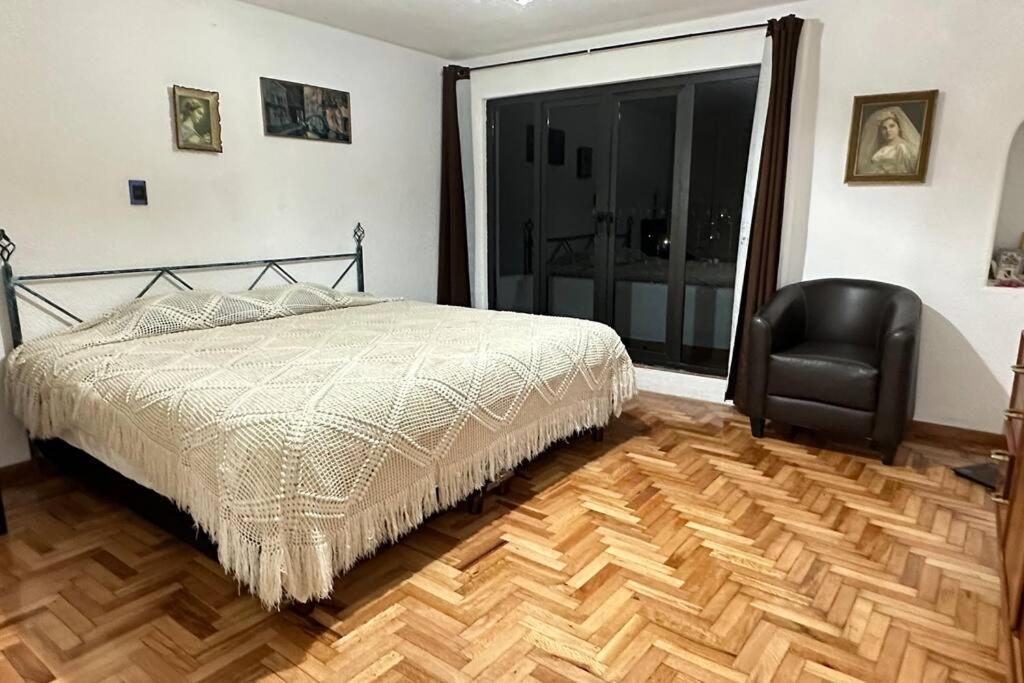 Casa amplia con vista de altura