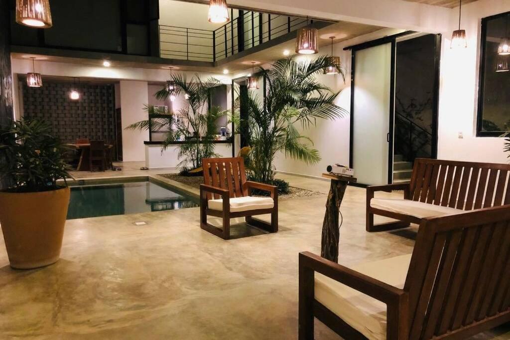 Casa Diego Unique Ecological / Minimalist House & Inside Pool