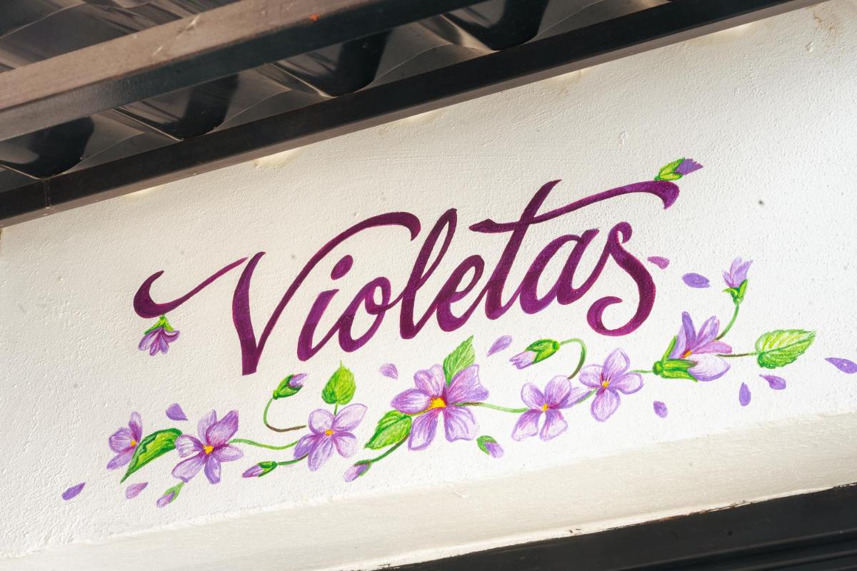 Casa Don José: VIOLETAS Suite