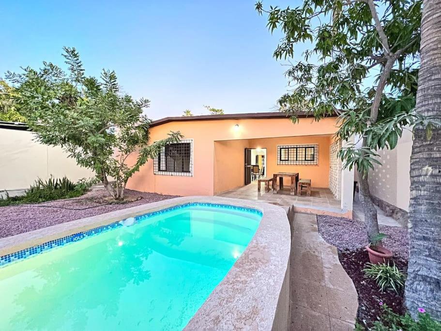 Casa Josefa: Beautiful 3BR/3Ba Home with Pool close to sea