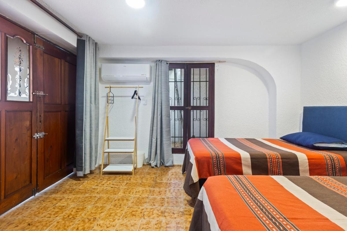 Casa Nance Alojamientos CHICHÉN ITZÁ Hospedaje familiar Cocineta antecomedor 2 camas AC baño