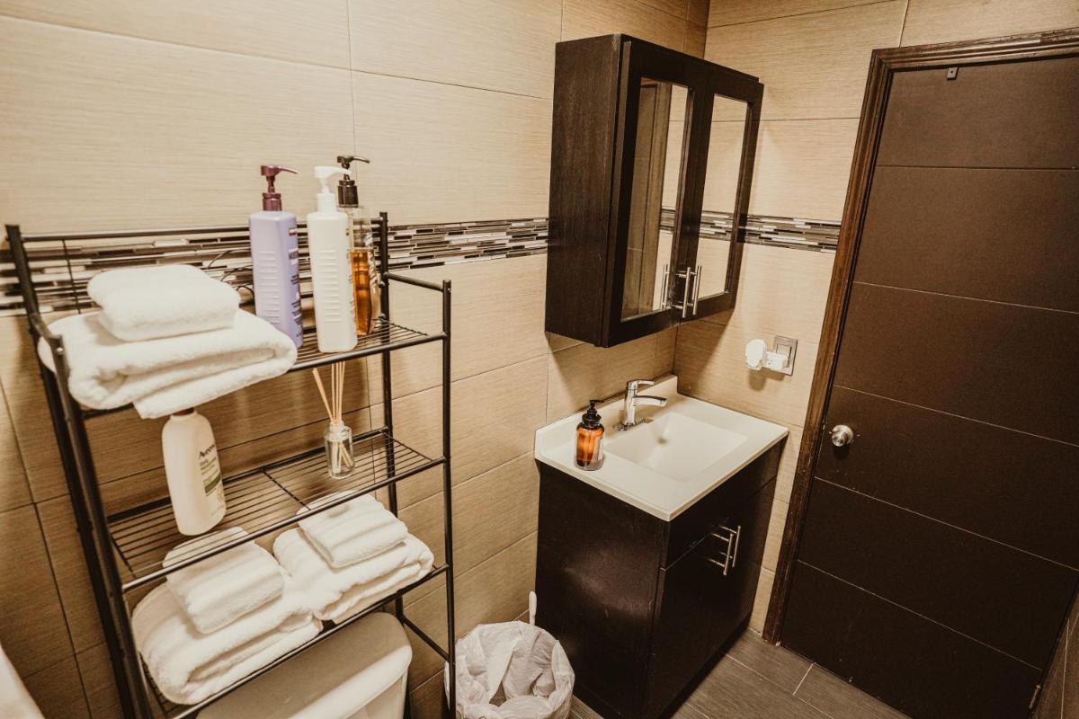 Casa Panda near Airport / Shopping Plaza and International Border
