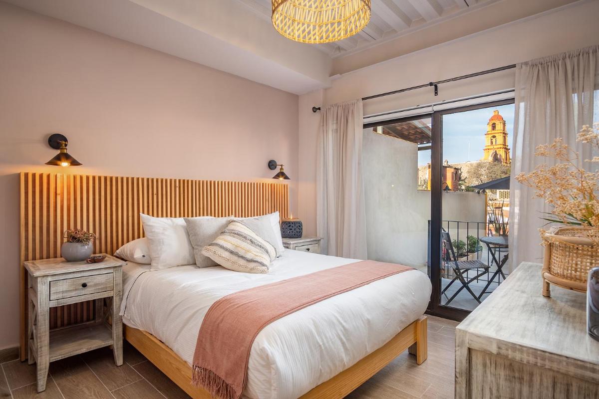 Casa Pandurata Luxury Apartments in Centro, San Miguel de Allende