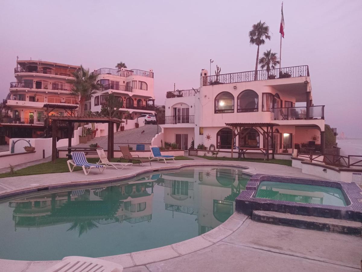 Casa Playa Baja Resort