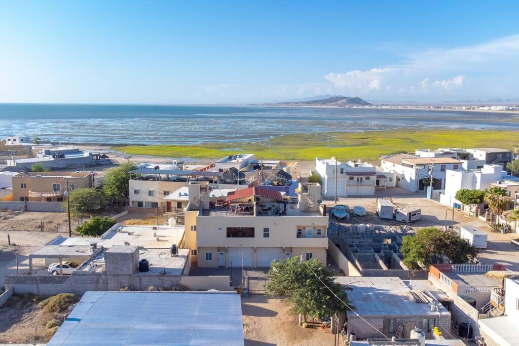 Casa Vacacional con Vistas Espectaculares, Refúgiate en la Serenidad del Mar