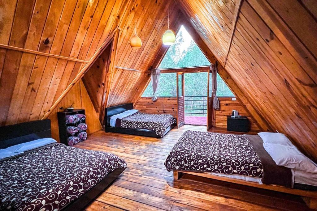 Chalet privado en el bosque con Jacuzzi de Madera Huasca Retreats