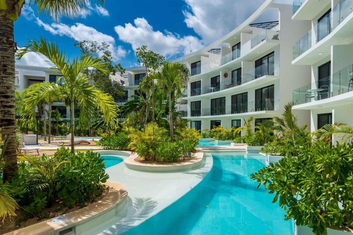 Cozy Apartments at Central Park Lagunas