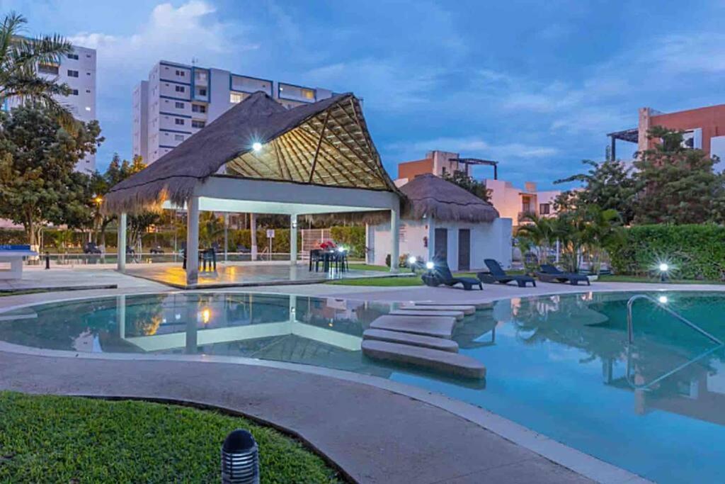 Cozy new Condo Downtow in Cancun