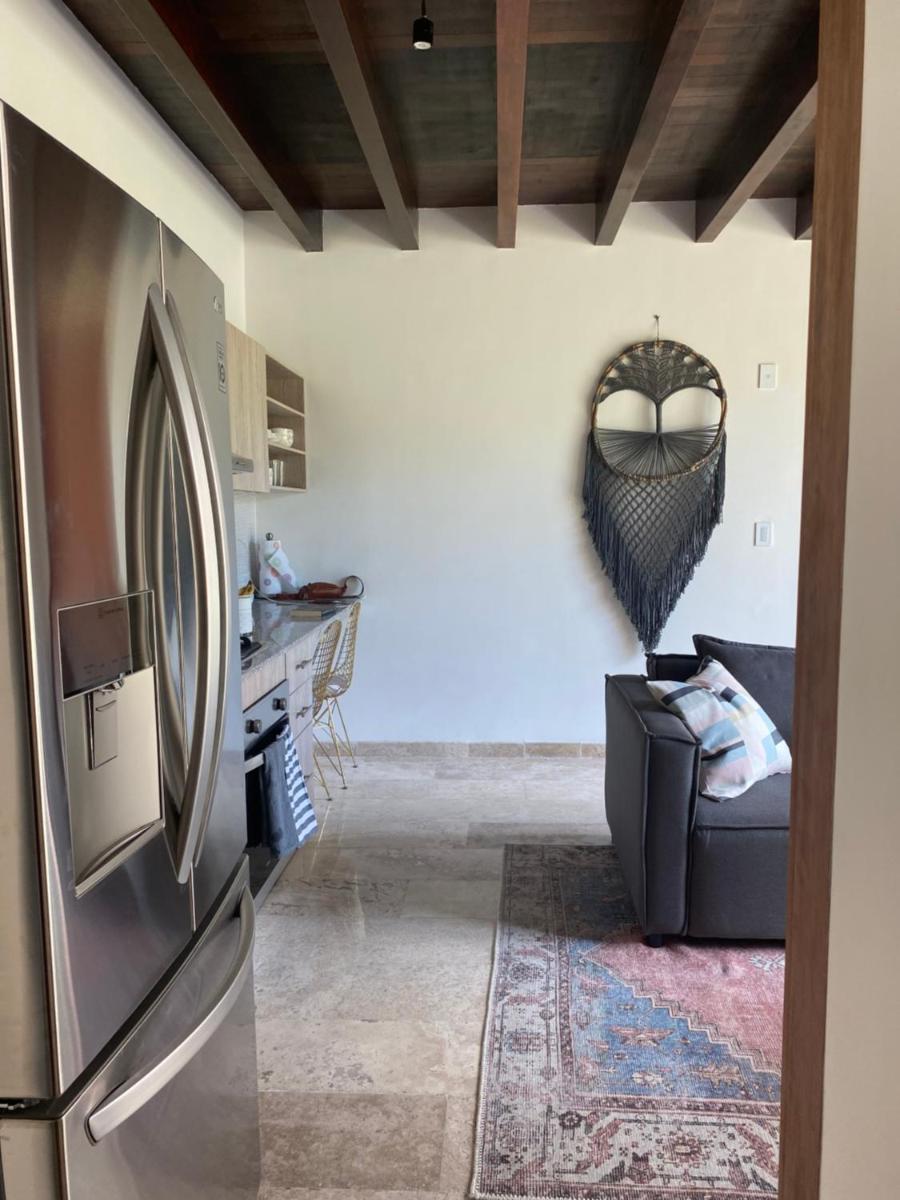 Cozy Poolside Condo