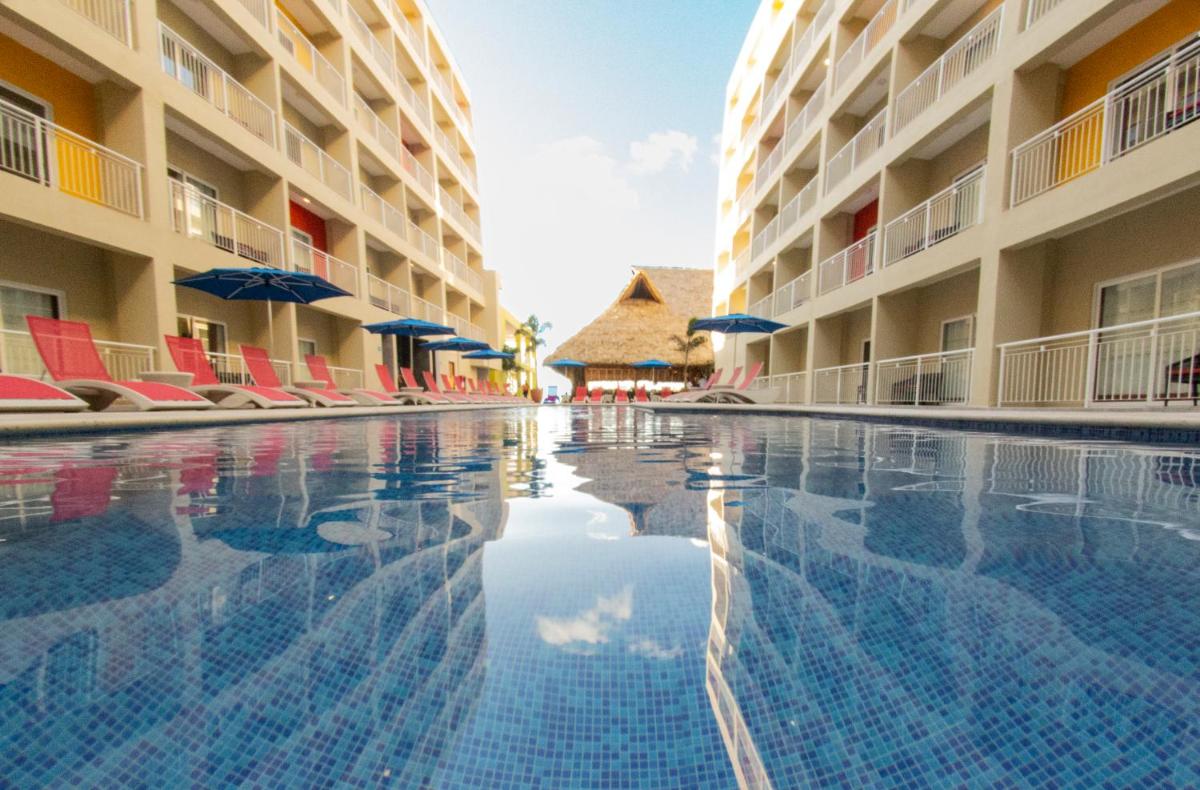 Decameron Isla Coral Guayabitos, Ramada All-Inclusive Resort