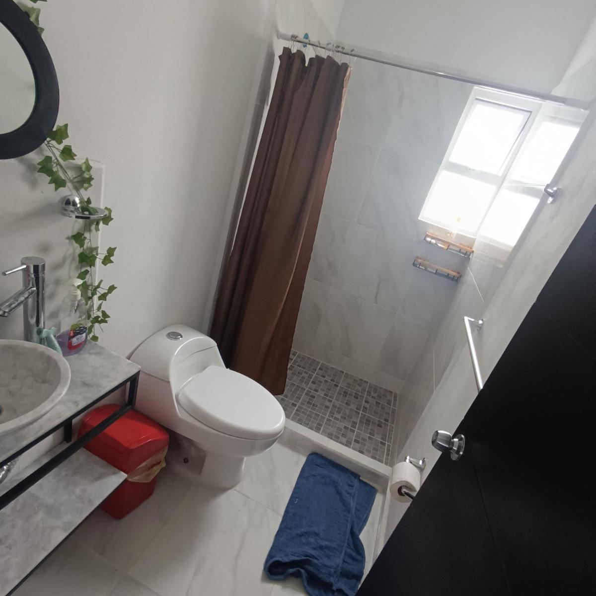 Depa con aire acondicionado y alberca