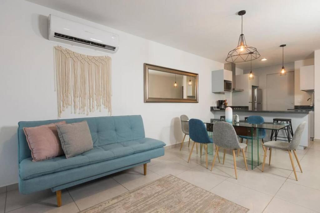 DEPARTAMENTO EN PLANTA BAJA CON TERRAZA