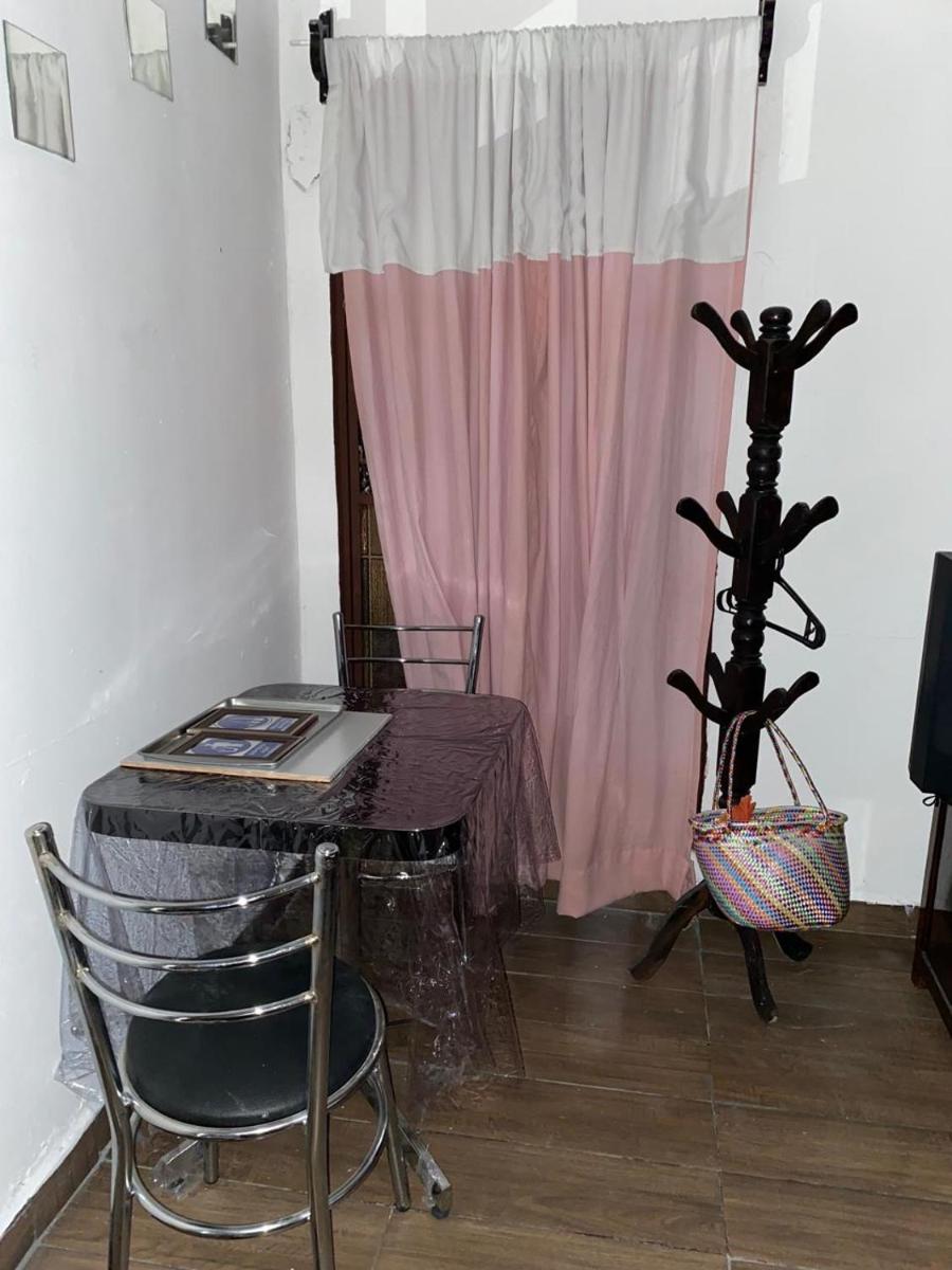 Económico y céntrico cuarto en renta-Baño Priva #B