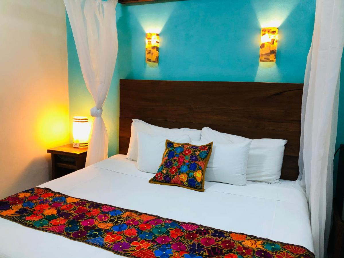 El Roble Nature Hotel & Lagoon