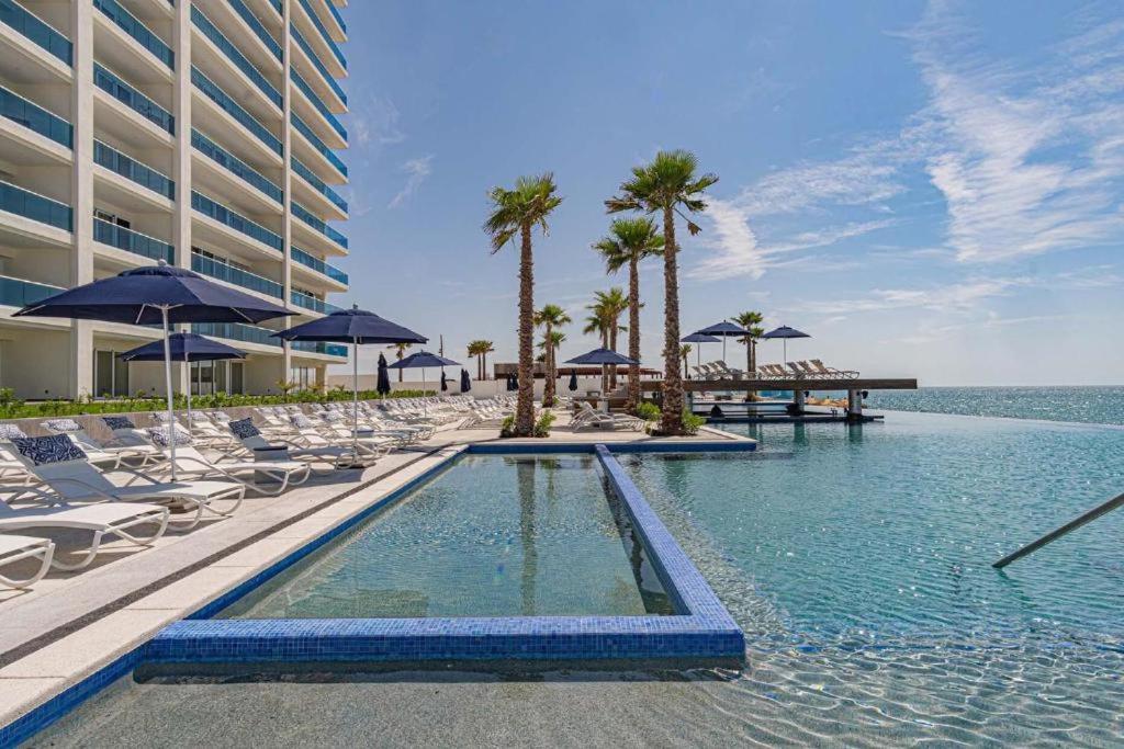 Encantame Towers VERANO 2105