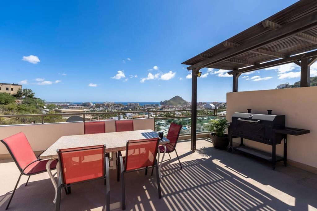 Familiar & Comfortable w/swimming pool & grills
