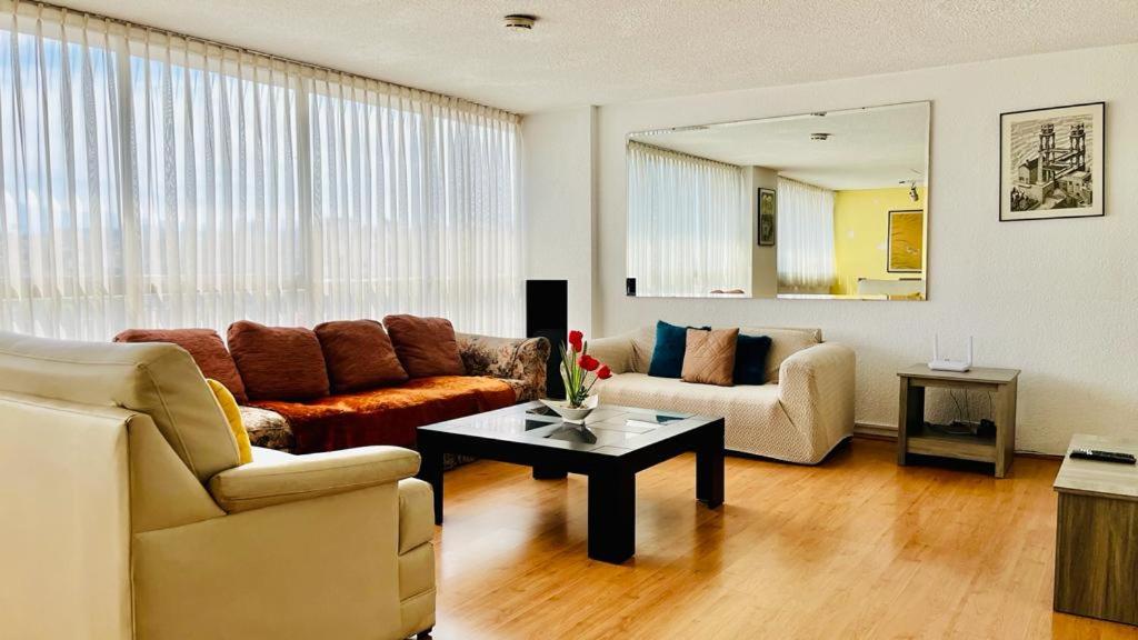 Gelati apartment 1Parking 2BR 2BA