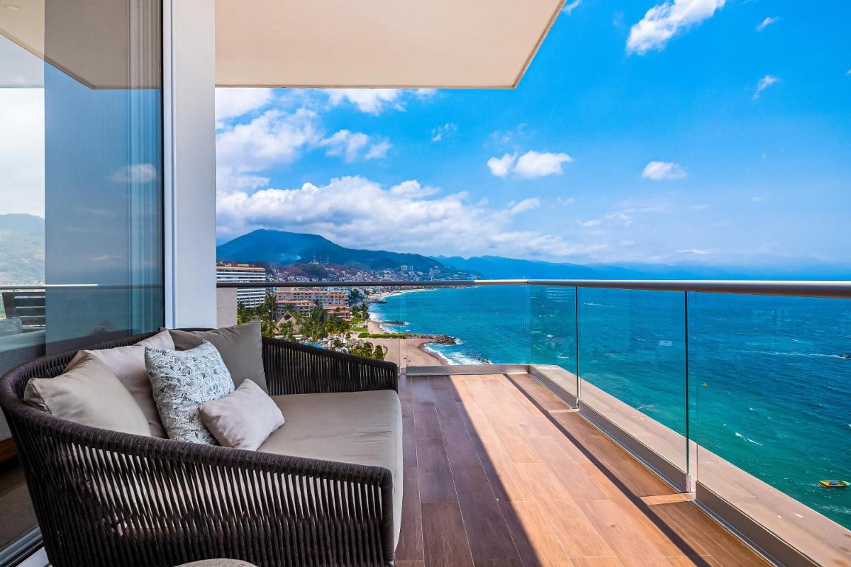 Harbor 171 Oceanfront Residences #14001 PH