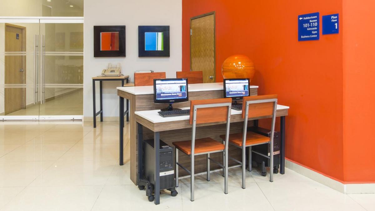 Holiday Inn Express Manzanillo, an IHG Hotel