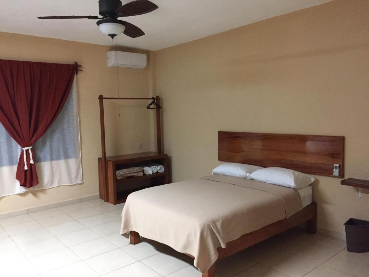 Hostal Aquismon