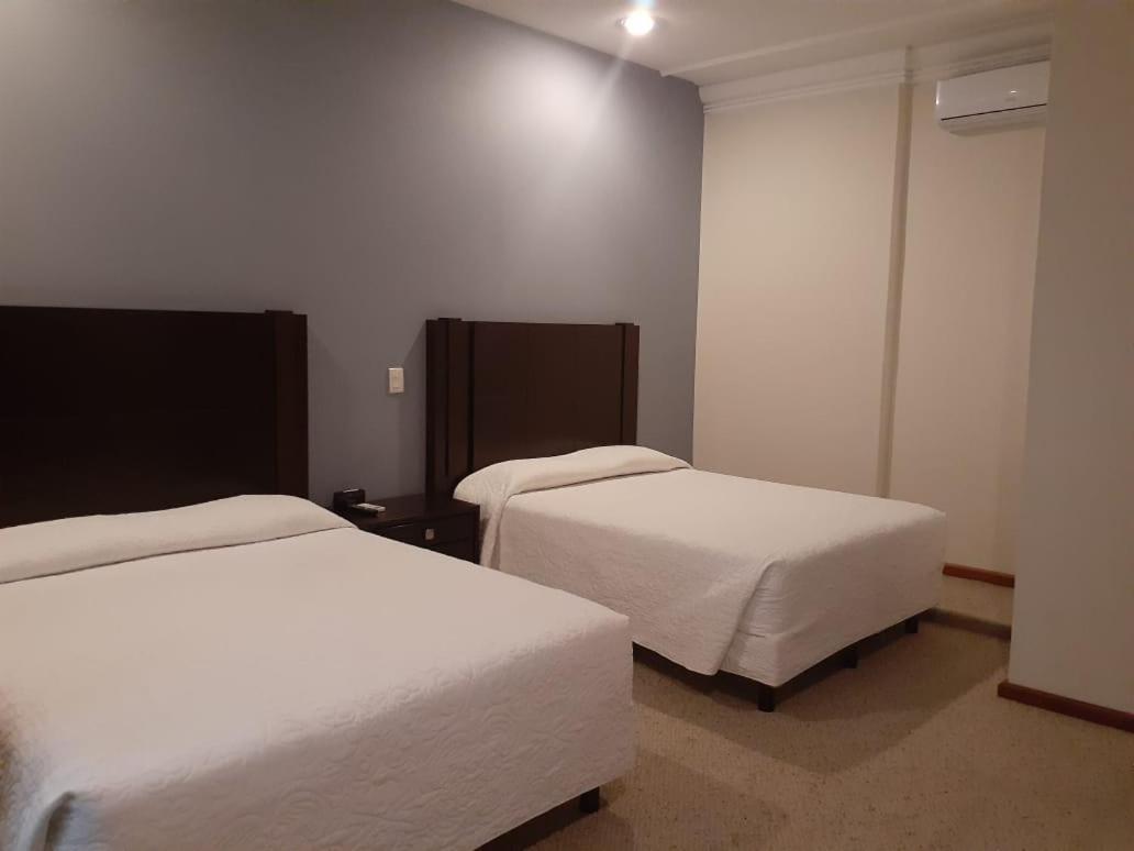 HOTEL CANDELERO