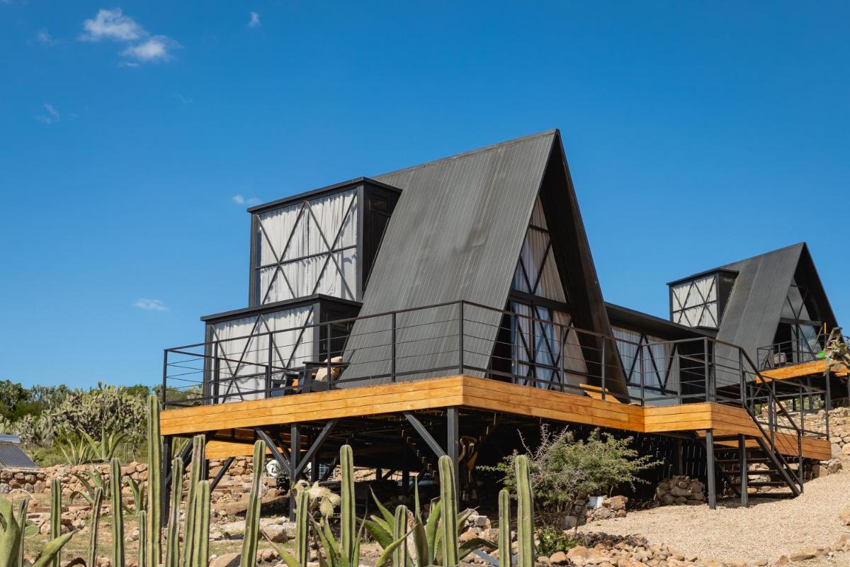 Hotel Coyote